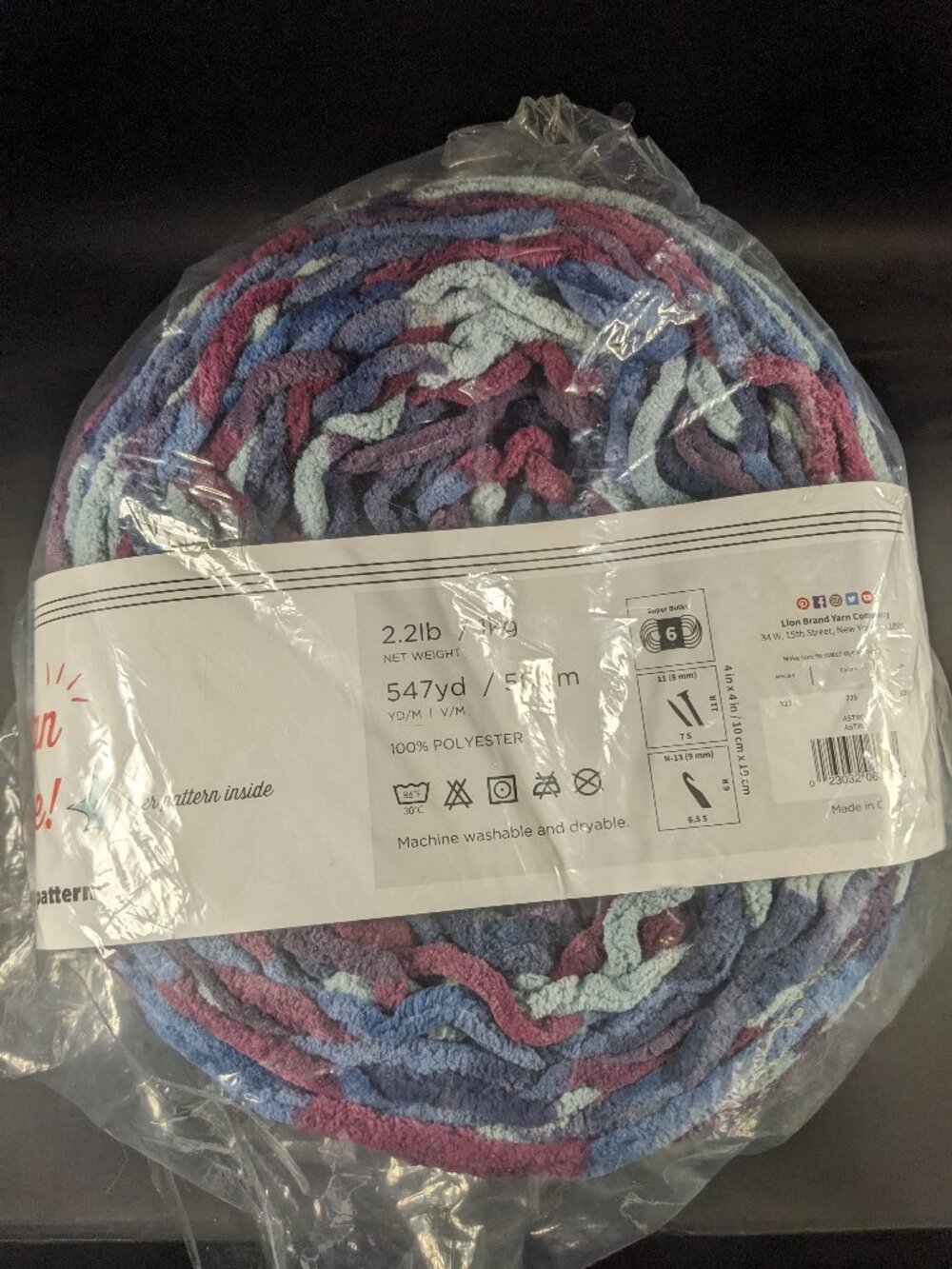 Lion Brand Cover Story Astro Yarn 547 Yards